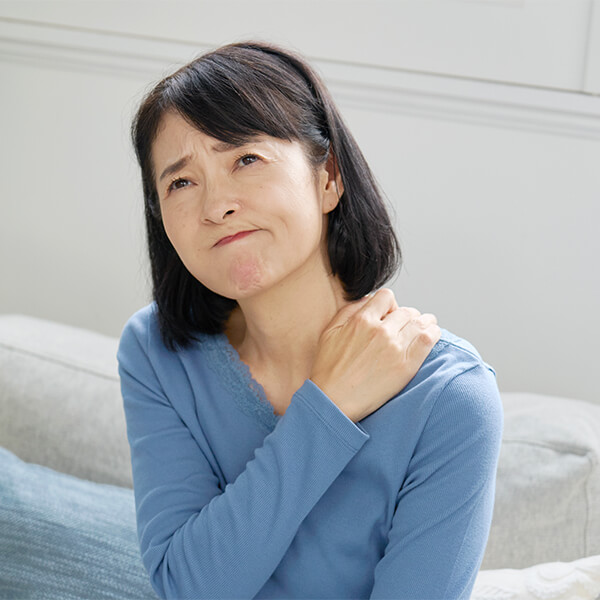 頚椎症の主な原因：加齢による変性