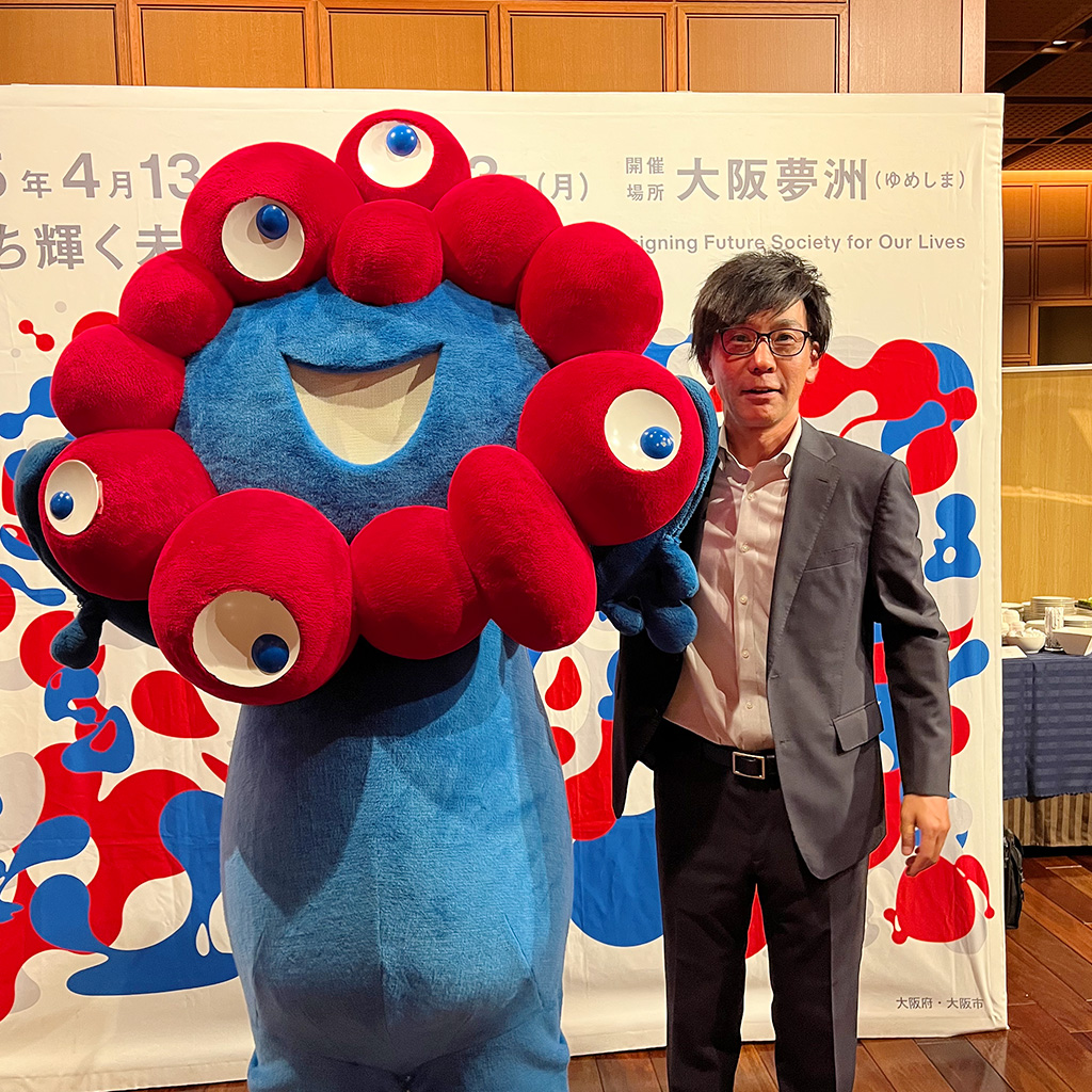 ミャクミャクと院長