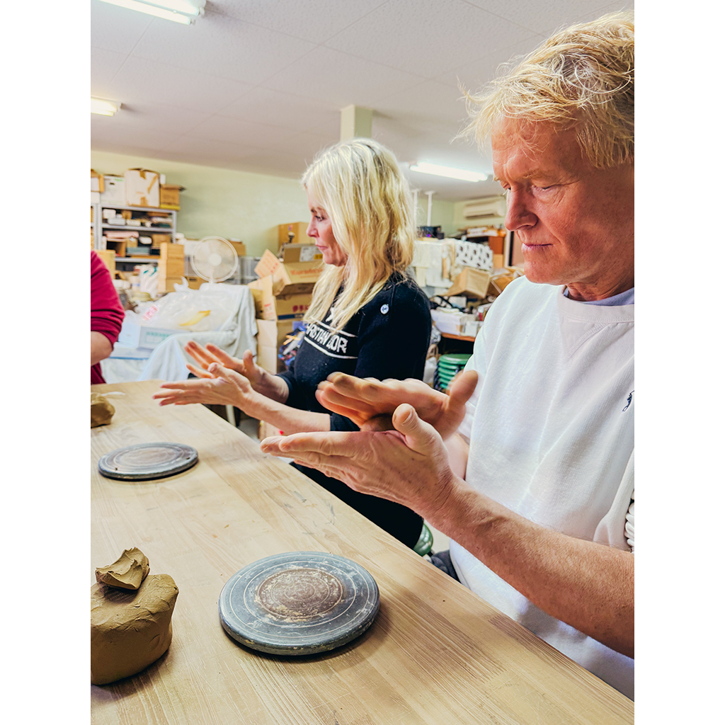 パウザ先生：焼き物体験