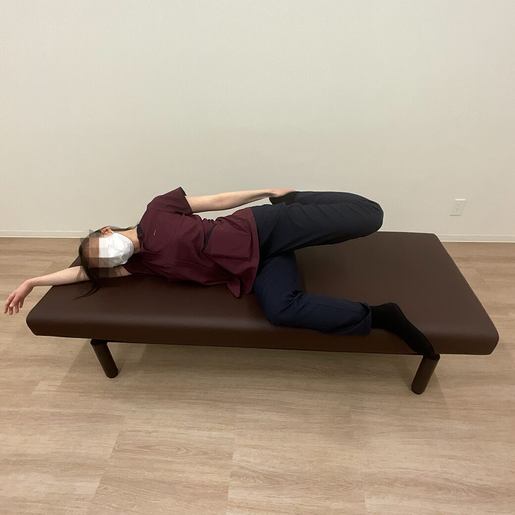 股関節前面のストレッチ①